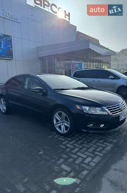 Купе Volkswagen CC / Passat CC 2013 в Львове