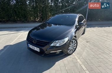 Купе Volkswagen CC / Passat CC 2010 в Городке