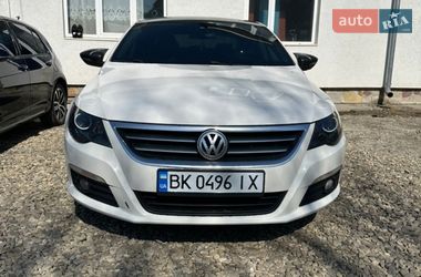Купе Volkswagen CC / Passat CC 2011 в Коломиї