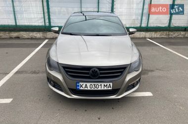 Купе Volkswagen CC / Passat CC 2009 в Києві