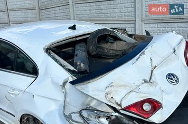 Купе Volkswagen CC / Passat CC 2009 в Млиніві