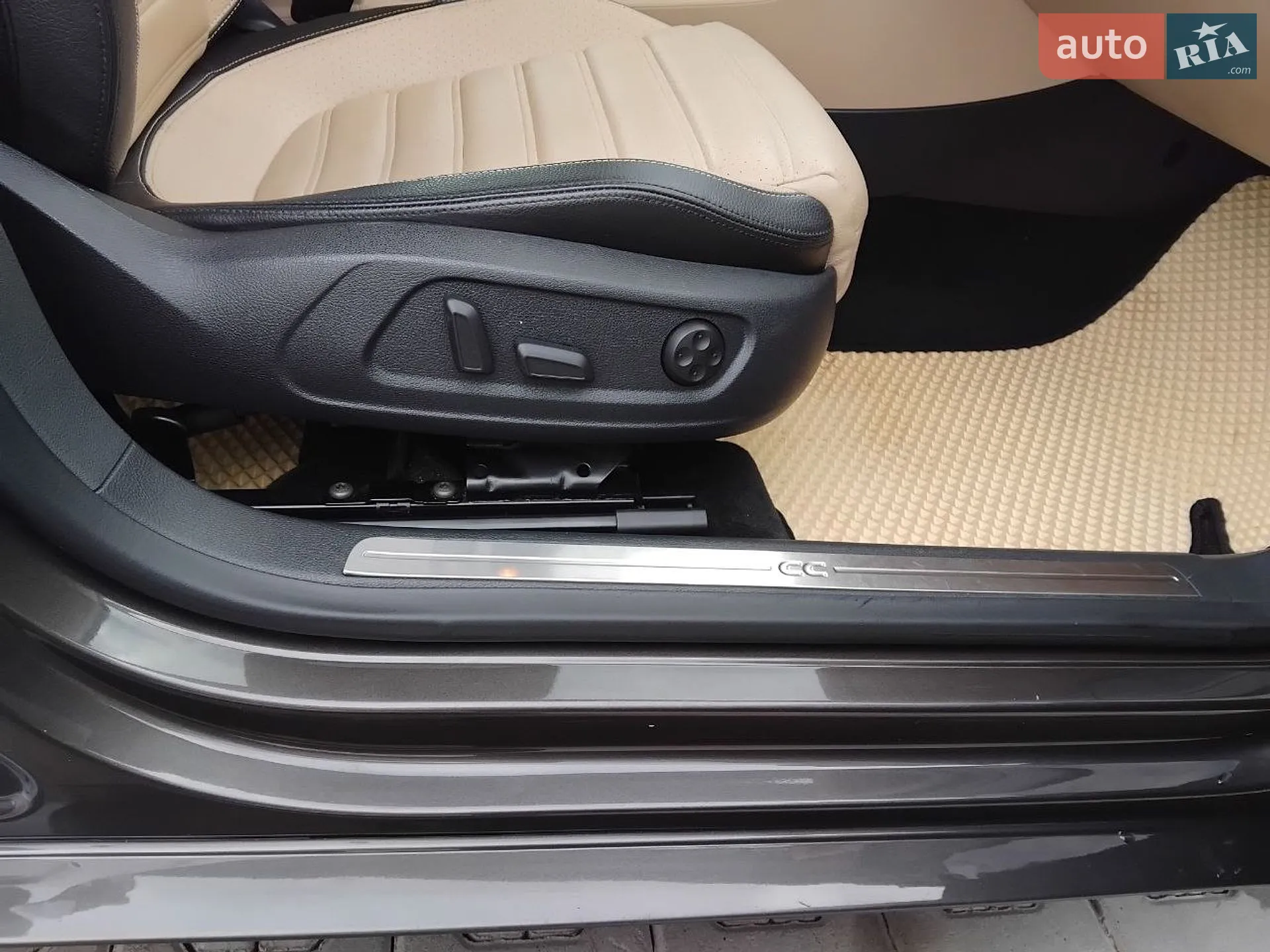 2014 Volkswagen Passat CC - мініатюра 21