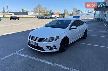 Купе Volkswagen CC / Passat CC 2012 в Києві