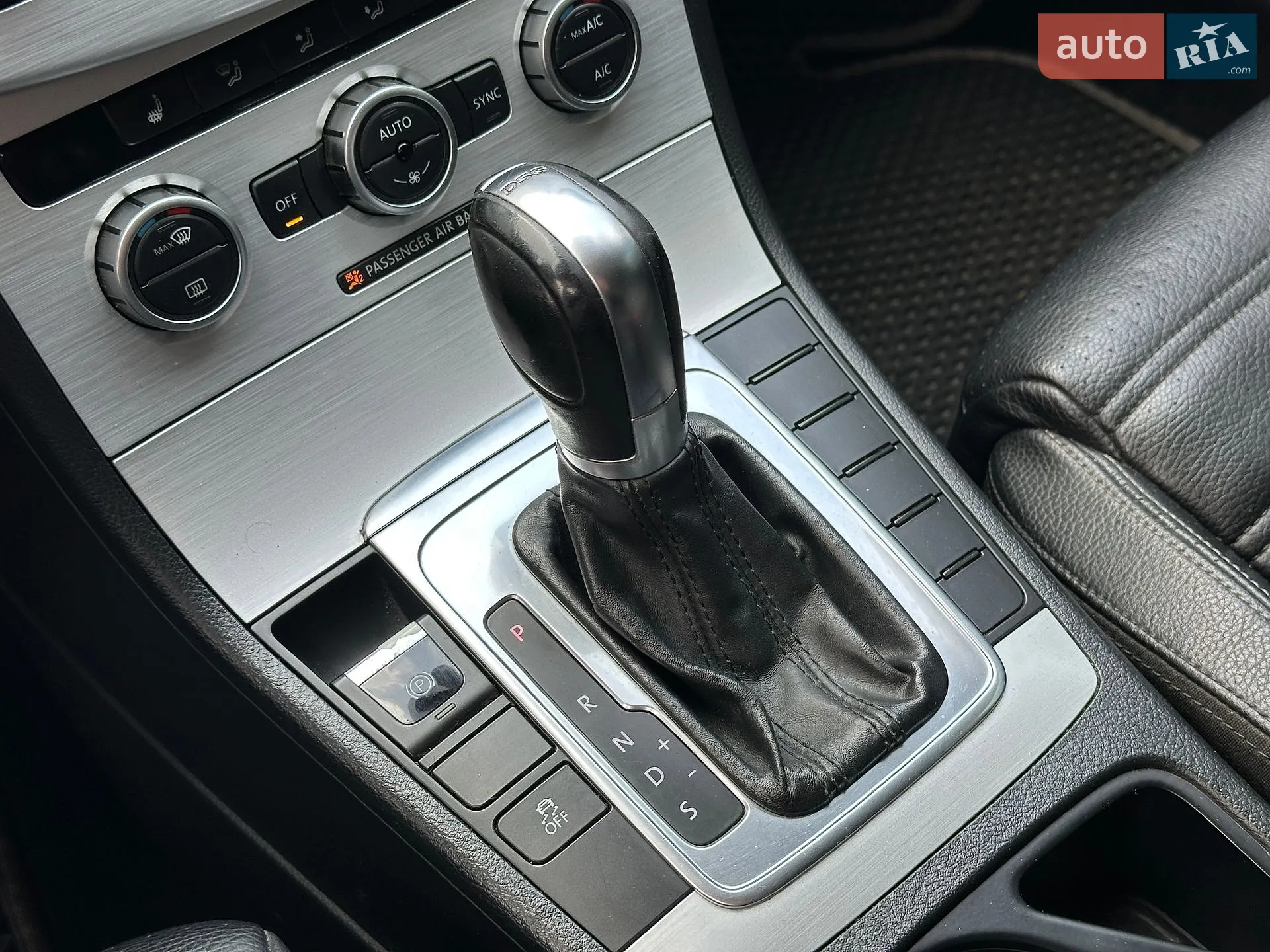 2013 Volkswagen Passat CC - мініатюра 26