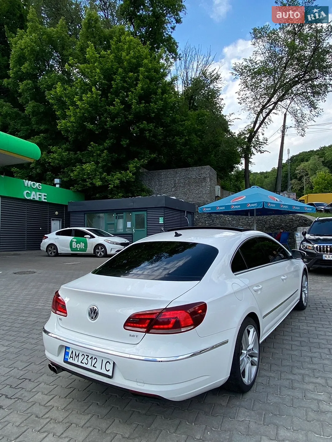 Volkswagen CC / Passat CC 2013 VIN WVWRN7AN1EE501047 фото оголошення 4 з 19