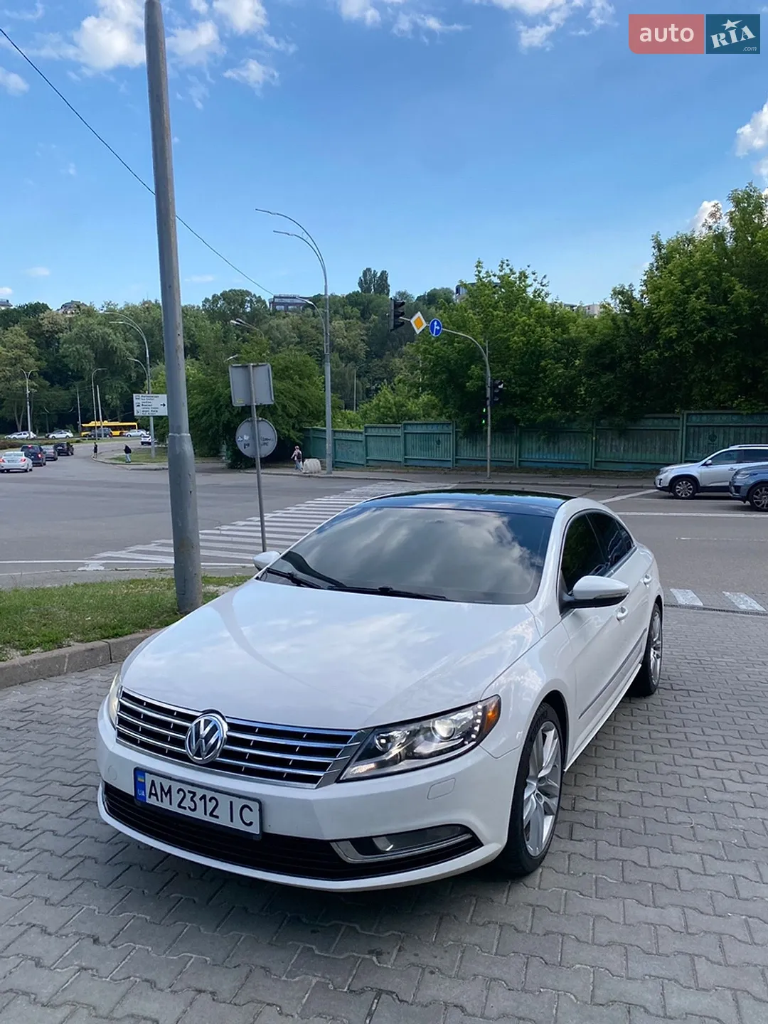 Volkswagen CC / Passat CC 2013 VIN WVWRN7AN1EE501047 фото оголошення 7 з 19