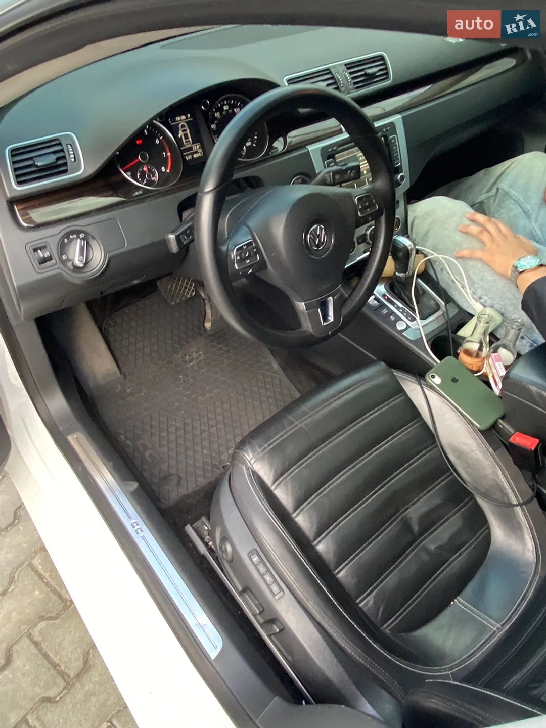 Volkswagen CC / Passat CC 2013 VIN WVWRN7AN1EE501047 фото оголошення 8 з 19