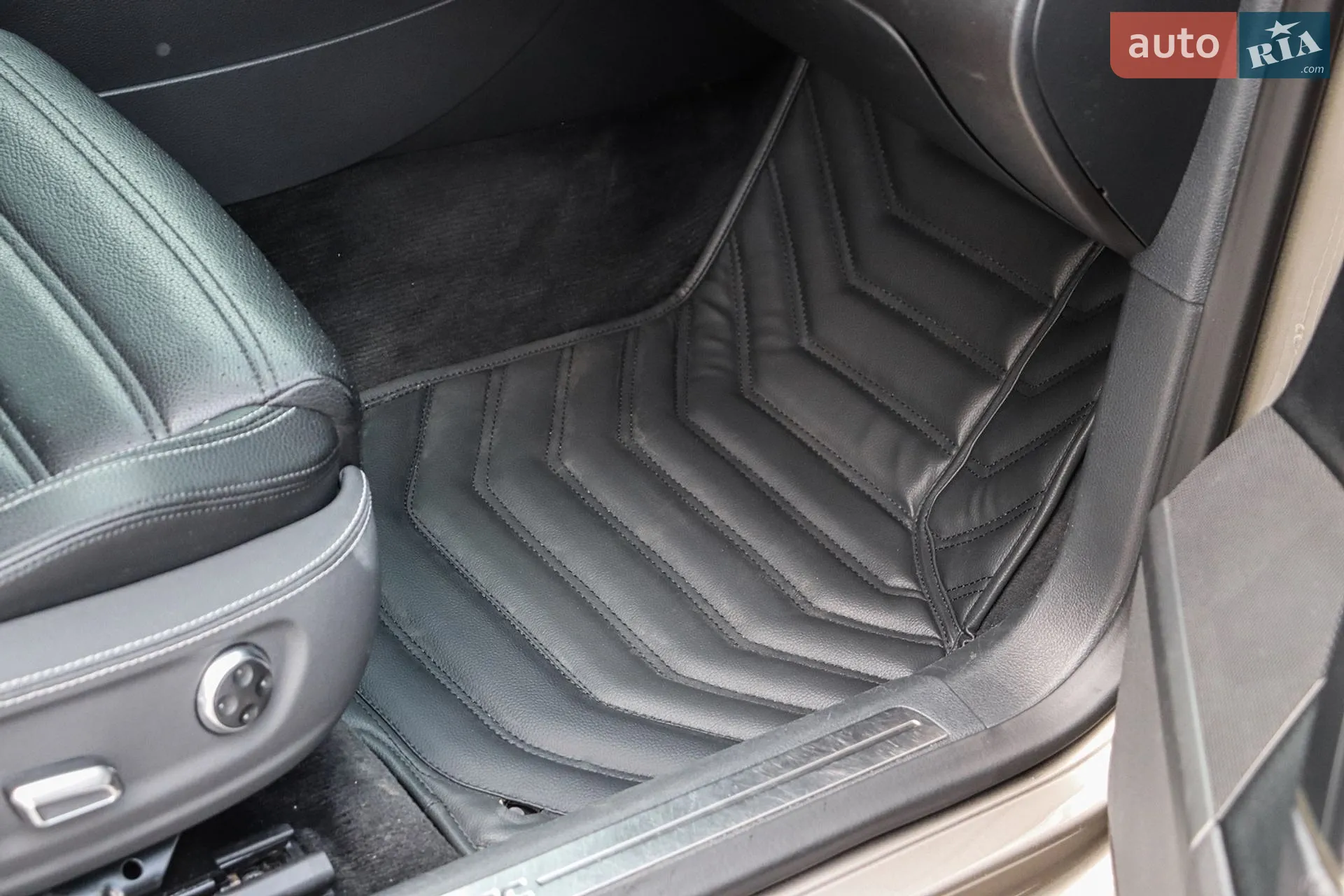 2013 Volkswagen Passat CC - мініатюра 20