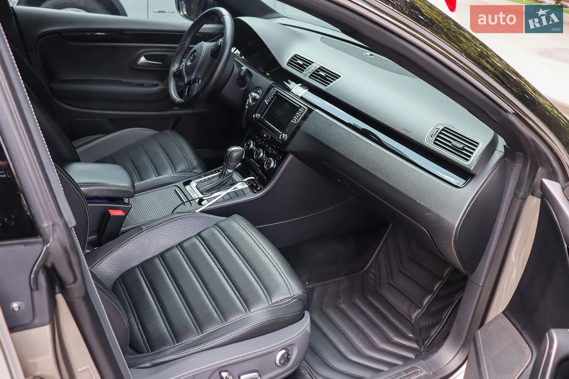2013 Volkswagen Passat CC - мініатюра 42