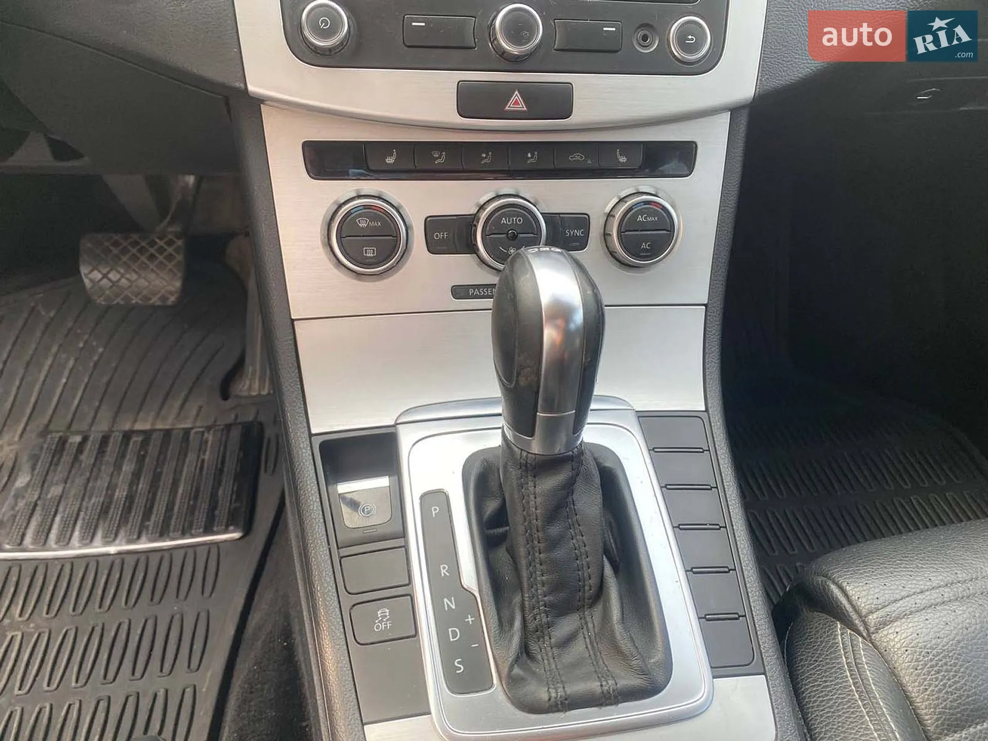 2012 Volkswagen Passat CC - мініатюра 23