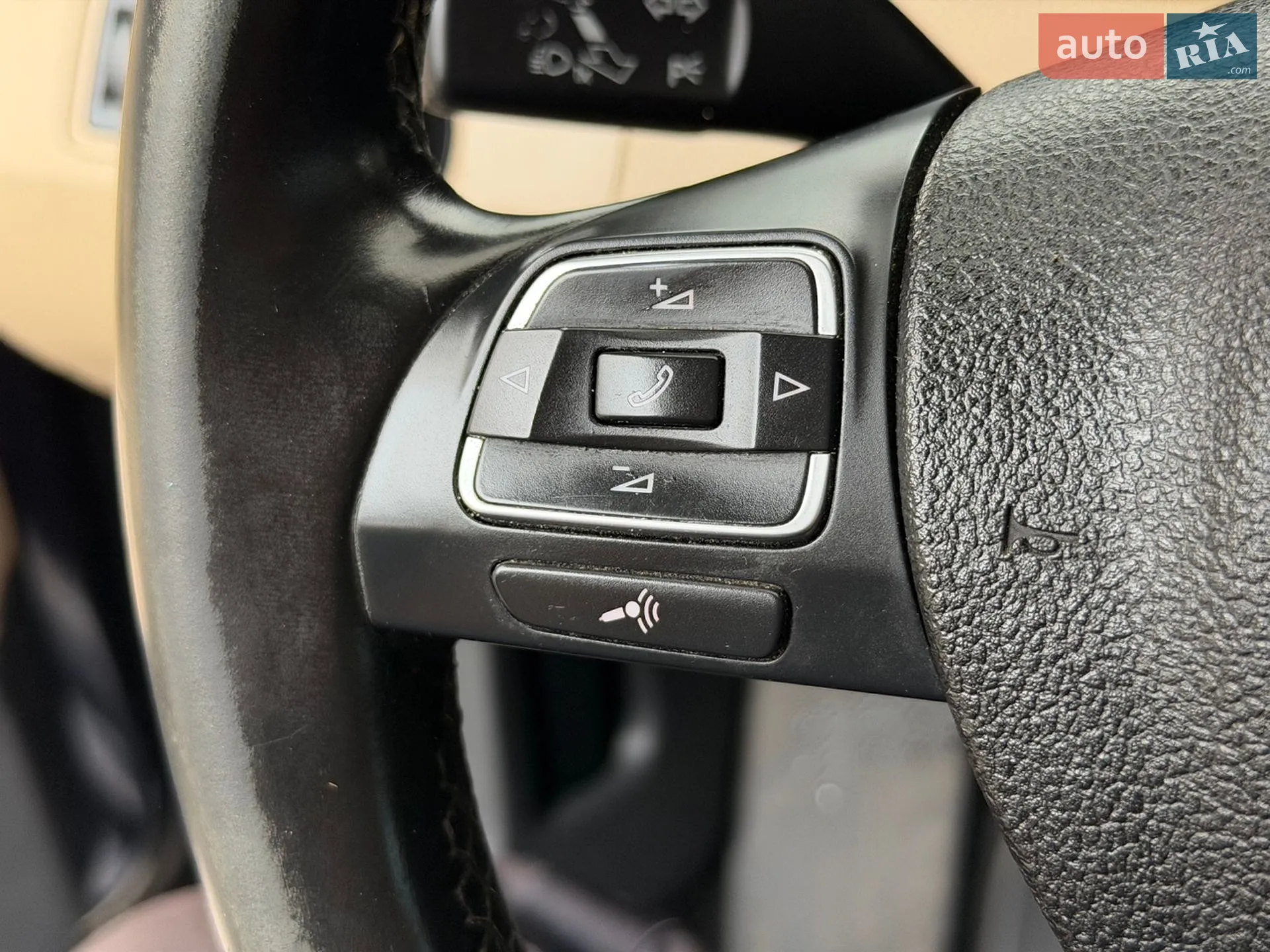 2013 Volkswagen Passat CC - мініатюра 42