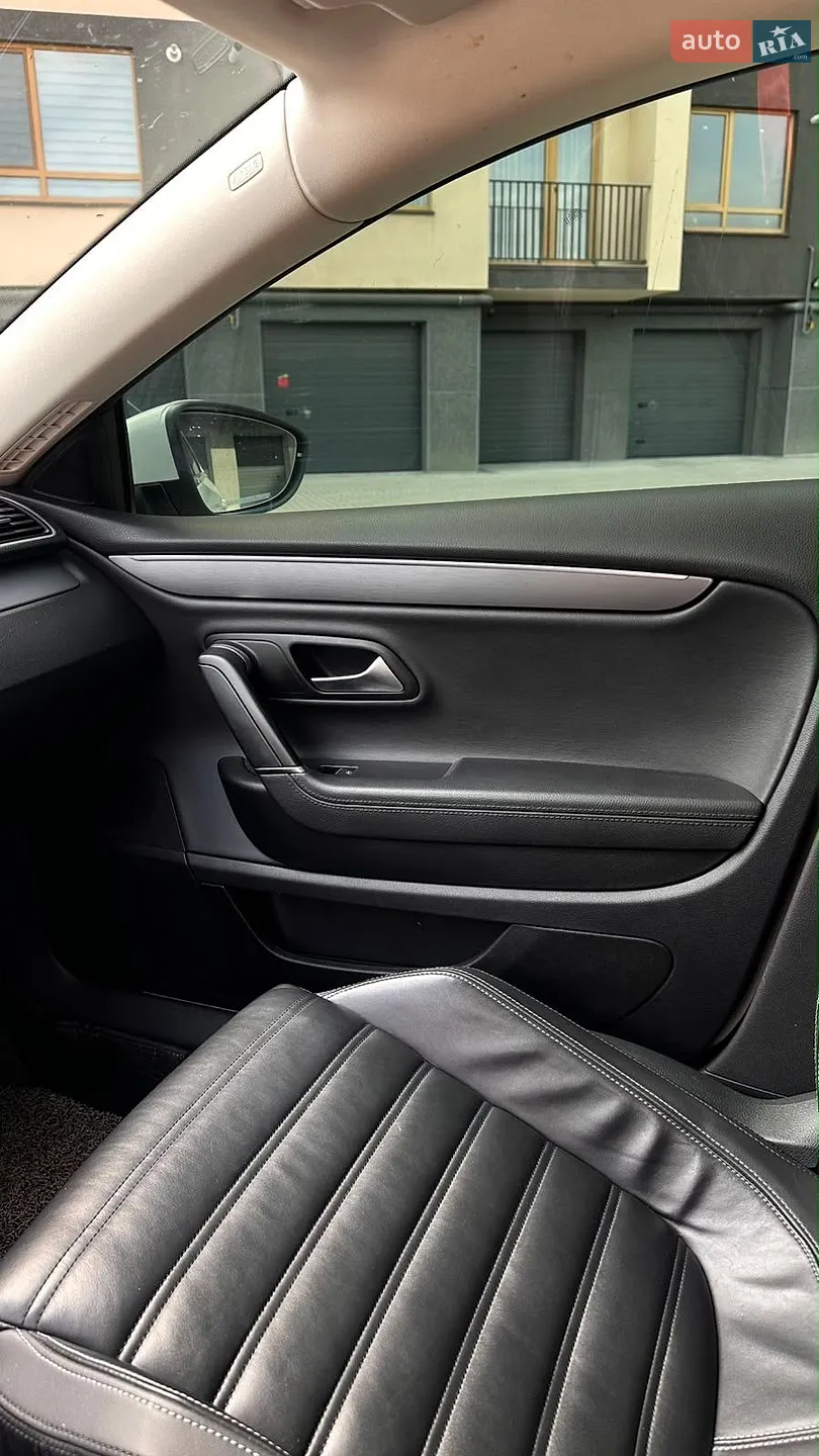 2013 Volkswagen Passat CC - мініатюра 23