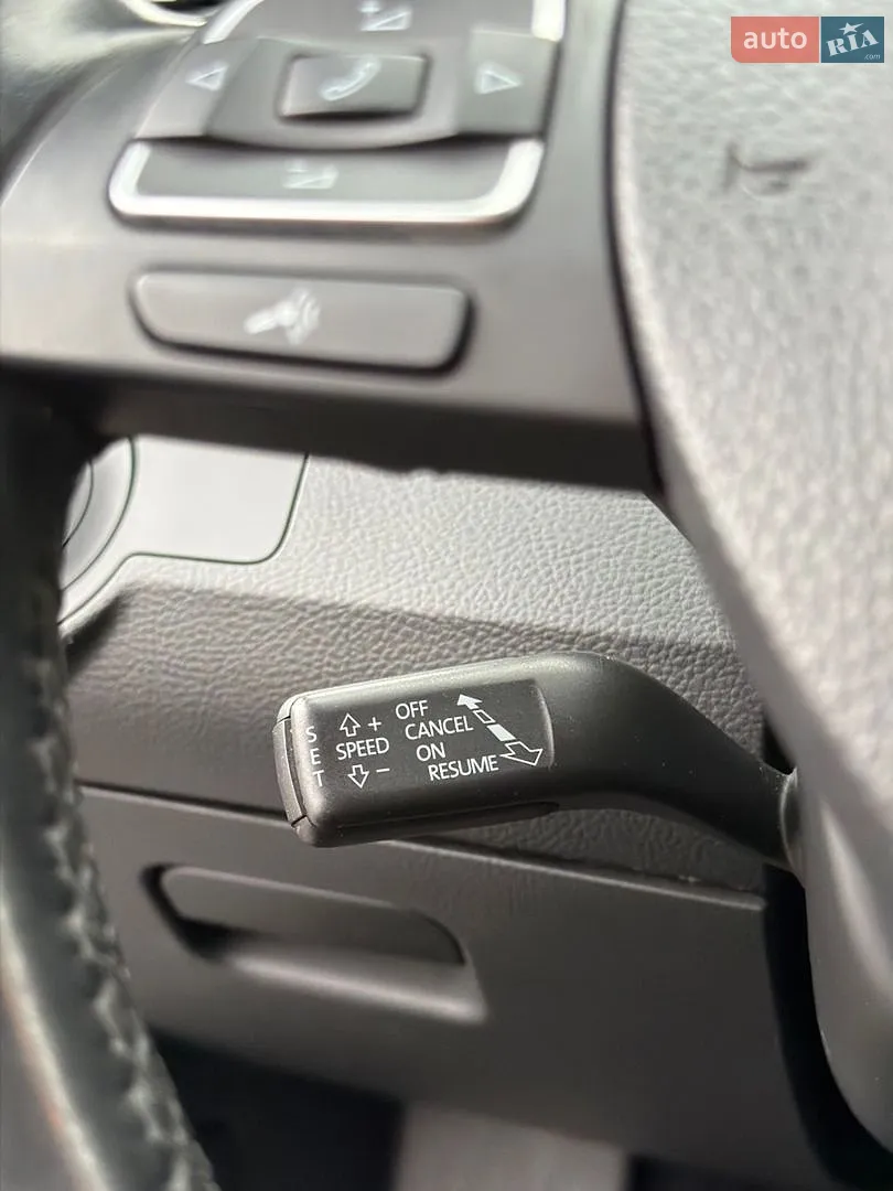 2014 Volkswagen Passat CC - мініатюра 31