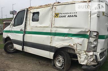 Вантажопасажирський фургон Volkswagen Crafter 2013 в Києві