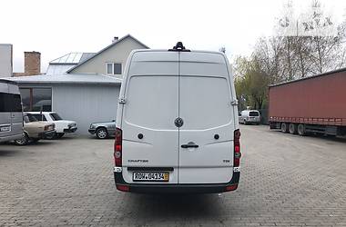 Микроавтобус Volkswagen Crafter 2015 в Черновцах