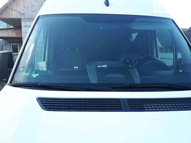 Вантажопасажирський фургон Volkswagen Crafter 2014 в Костопілі