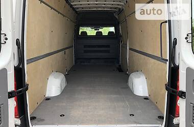 Вантажопасажирський фургон Volkswagen Crafter 2014 в 