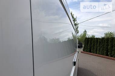Вантажопасажирський фургон Volkswagen Crafter 2014 в 