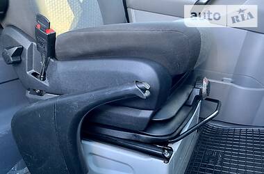 Вантажопасажирський фургон Volkswagen Crafter 2013 в 