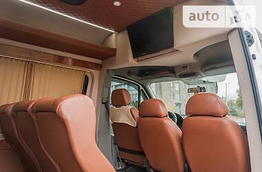 Микроавтобус Volkswagen Crafter 2011 в Кривом Роге