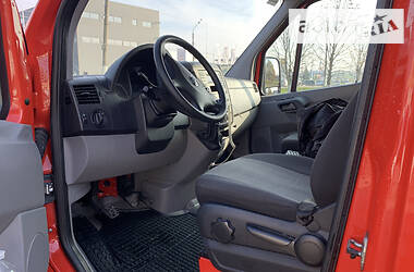 Грузопассажирский фургон Volkswagen Crafter 2015 в Черновцах