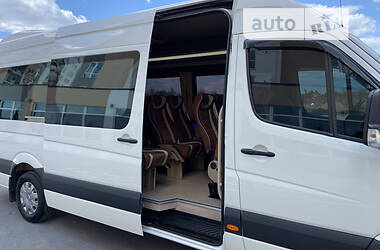 Мікроавтобус Volkswagen Crafter 2013 в Дніпрі