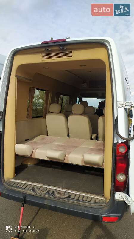 Микроавтобус Volkswagen Crafter 2010 в Кривом Роге