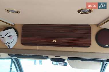 Микроавтобус Volkswagen Crafter 2010 в 