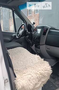 Вантажопасажирський фургон Volkswagen Crafter 2009 в Хмельницькому