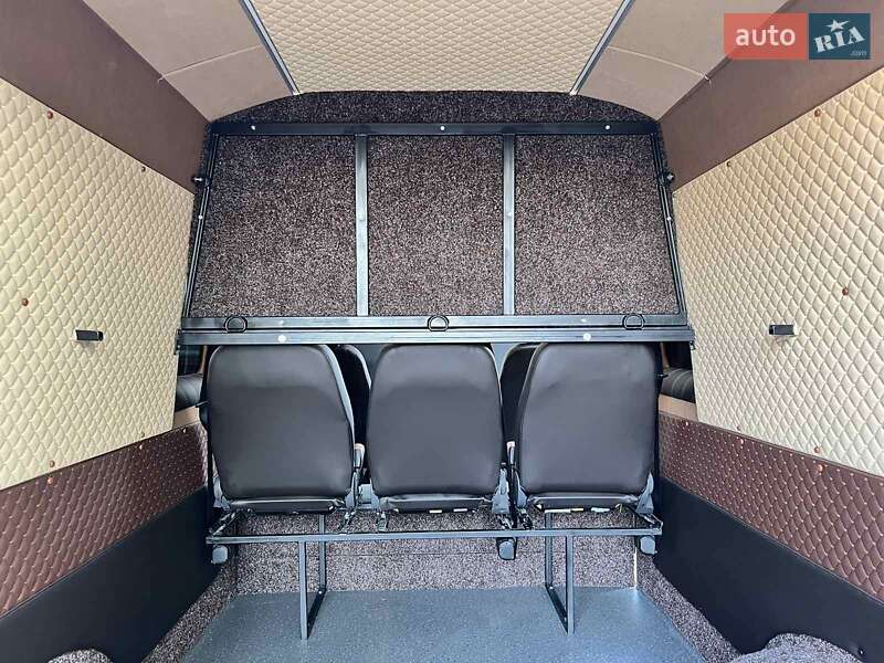 Микроавтобус Volkswagen Crafter 2019 в Житомире фото 31 Микроавтобус Volkswagen Crafter 2019 в Житомире