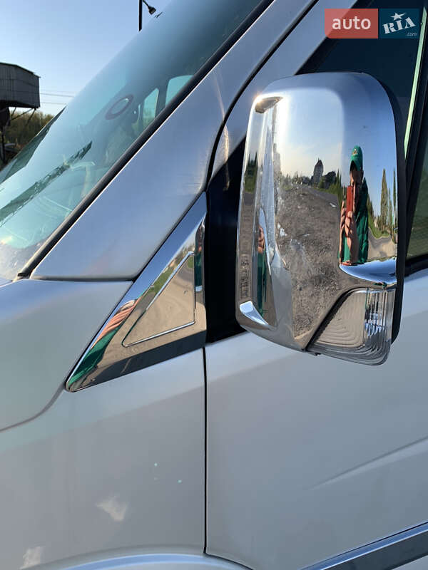 Микроавтобус Volkswagen Crafter 2006 в Калуше