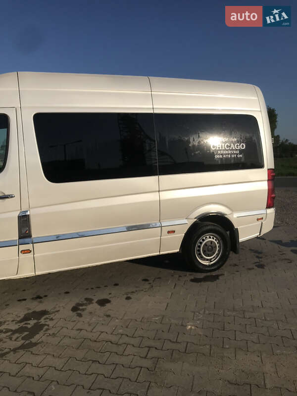 Микроавтобус Volkswagen Crafter 2006 в Калуше