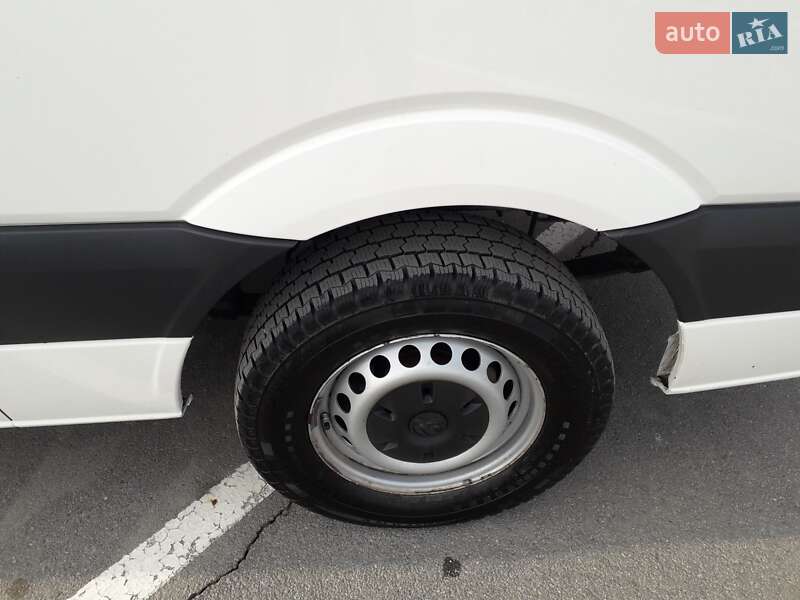 Вантажопасажирський фургон Volkswagen Crafter 2013 в Кам'янець-Подільському