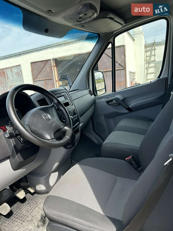 Грузовой фургон Volkswagen Crafter 2016 в Знаменке