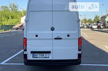 Вантажний фургон Volkswagen Crafter 2018 в Дубні