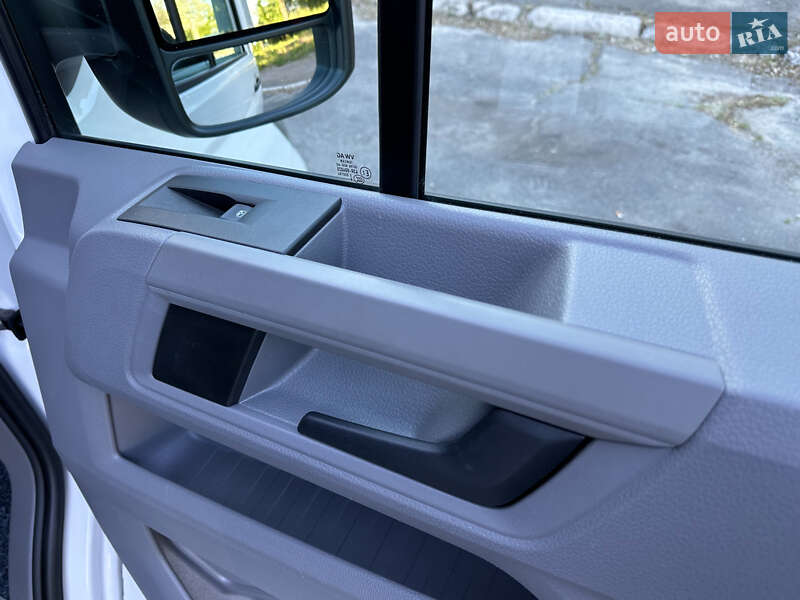 Другие автобусы Volkswagen Crafter 2019 в Днепре