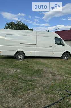 Вантажний фургон Volkswagen Crafter 2007 в Хотині