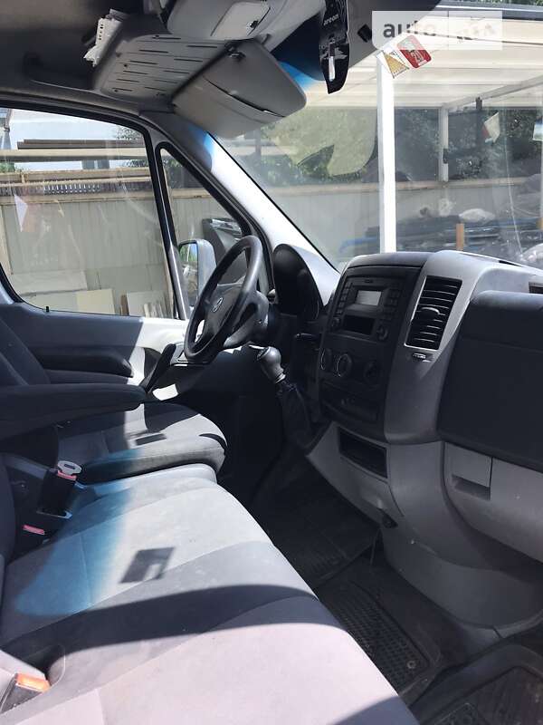 Тентований Volkswagen Crafter 2016 в Києві фото 7 Тентований Volkswagen Crafter 2016 в Києві