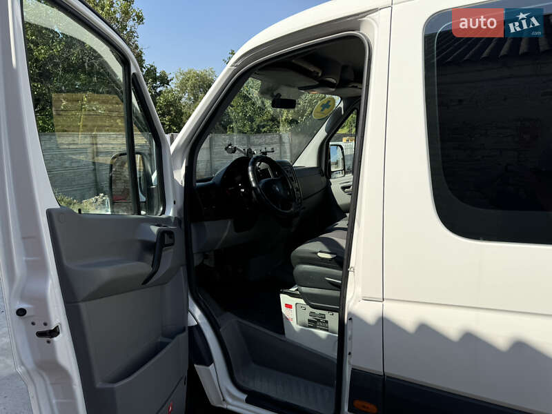 Микроавтобус Volkswagen Crafter 2012 в Апостолово