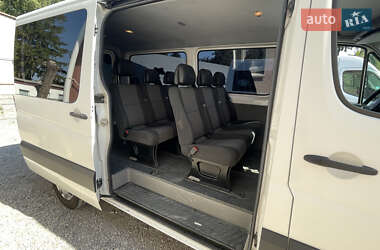 Микроавтобус Volkswagen Crafter 2012 в 