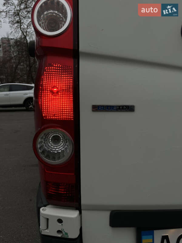 Вантажний фургон Volkswagen Crafter 2008 в Харкові