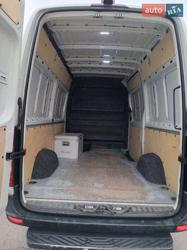 Вантажний фургон Volkswagen Crafter 2016 в Києві фото 13 Вантажний фургон Volkswagen Crafter 2016 в Києві