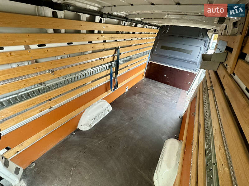 Грузопассажирский фургон Volkswagen Crafter 2016 в Виннице