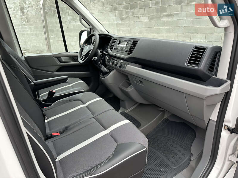 Грузопассажирский фургон Volkswagen Crafter 2018 в Ровно