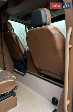Микроавтобус Volkswagen Crafter 2015 в 