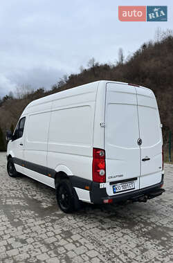 Вантажний фургон Volkswagen Crafter 2012 в Ужгороді