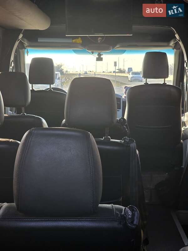 Мікроавтобус Volkswagen Crafter 2013 в Києві