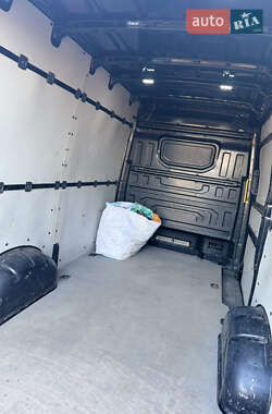 Грузовой фургон Volkswagen Crafter 2018 в 