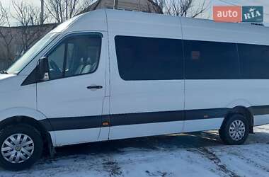 Приміський автобус Volkswagen Crafter 2011 в Броварах