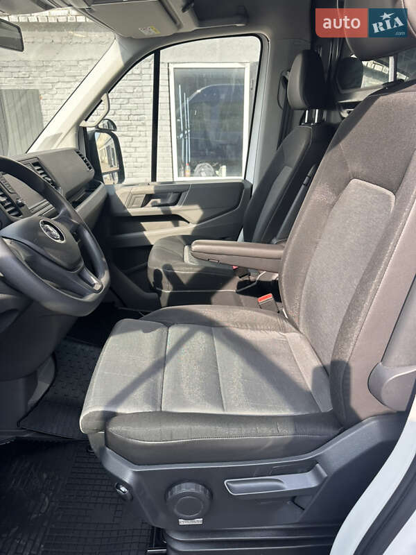 Грузовой фургон Volkswagen Crafter 2018 в Нововолынске